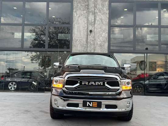 RAM-CLASSIC-5.7 V8 GASOLINA LARAMIE CD 4X4 AUTOMÁTICO RAM-CLASSIC-2022