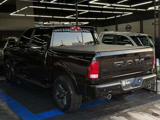 RAM-CLASSIC-5.7 V8 GASOLINA LARAMIE CD 4X4 AUTOMÁTICO RAM-CLASSIC-2023