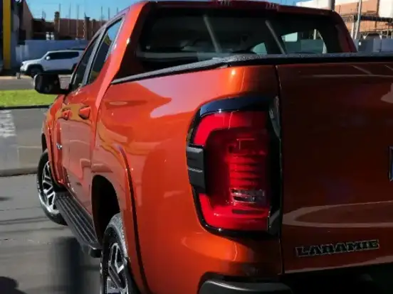 RAM-DAKOTA-2.2 TURBO DIESEL LARAMIE 4X4 AUTOMÁTICO RAM-DAKOTA-2026