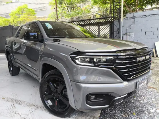 RAM RAMPAGE 2.0 HURRICANE 4 TURBO GASOLINA R/T 4X4 AUTOMÁTICO