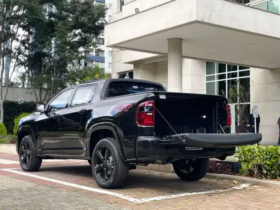 RAM-RAMPAGE-2.0 HURRICANE 4 TURBO GASOLINA R/T 4X4 AUTOMÁTICO RAM-RAMPAGE-2025