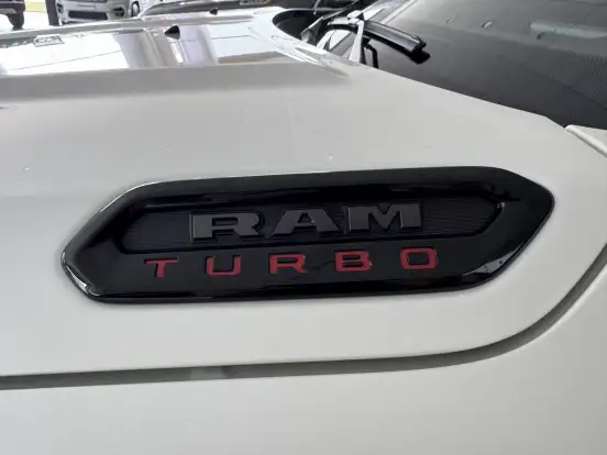RAM-RAMPAGE-2.2 TURBO DIESEL LARAMIE 4X4 AUTOMÁTICO RAM-RAMPAGE-2025