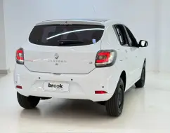 RENAULT SANDERO 1.0 EXPRESSION 16V FLEX 4P MANUAL RENAULT SANDERO 1.0 EXPRESSION 16V FLEX 4P MANUAL