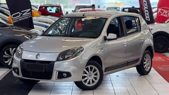 RENAULT SANDERO 1.6 PRIVILÉGE 16V FLEX 4P AUTOMÁTICO