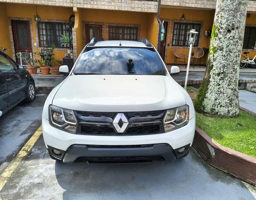RENAULT-DUSTER-2016