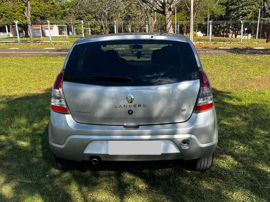 RENAULT-SANDERO-1.6 PRIVILÈGE 8V FLEX 4P MANUAL RENAULT-SANDERO-2014