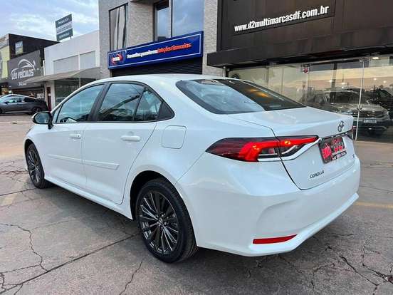 TOYOTA-COROLLA-2023