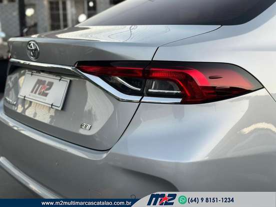 TOYOTA-COROLLA-2020