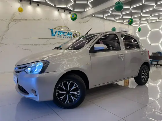 TOYOTA ETIOS 1.3 X 16V FLEX 4P MANUAL