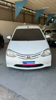 TOYOTA ETIOS 1.5 XLS SEDAN 16V FLEX 4P AUTOMÁTICO