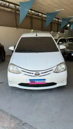TOYOTA-ETIOS-2016