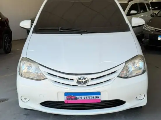 TOYOTA-ETIOS-1.5 XLS SEDAN 16V FLEX 4P AUTOMÁTICO TOYOTA-ETIOS-2016