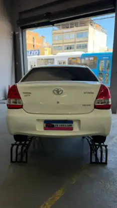 TOYOTA-ETIOS-2016