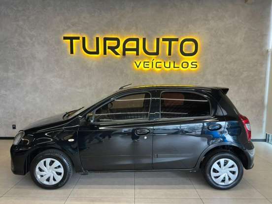 TOYOTA-ETIOS-1.3 X 16V FLEX 4P AUTOMÁTICO TOYOTA-ETIOS-2019