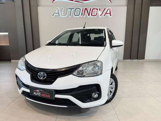 TOYOTA-ETIOS-2017