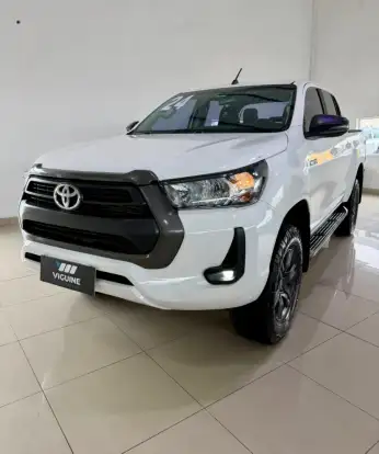 TOYOTA-HILUX-2023