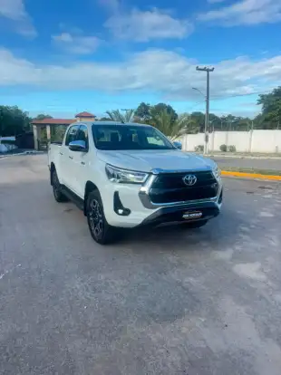 TOYOTA-HILUX-2.8 D-4D TURBO DIESEL CD SRX 4X4 AUTOMÁTICO TOYOTA-HILUX-2022