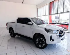 TOYOTA HILUX 2.8 D-4D TURBO DIESEL CD SRX LIMITED 4X4 AUTOMÁTICO TOYOTA HILUX 2.8 D-4D TURBO DIESEL CD SRX LIMITED 4X4 AUTOMÁTICO