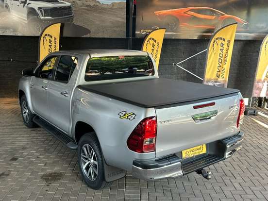 TOYOTA-HILUX-2.7 SRV 4X4 CD 16V FLEX 4P AUTOMÁTICO TOYOTA-HILUX-2018