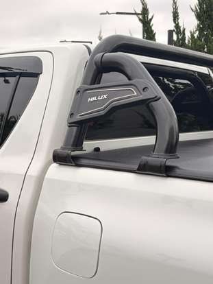 TOYOTA-HILUX-2022