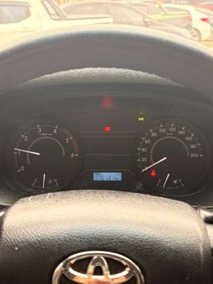 TOYOTA-HILUX-2022