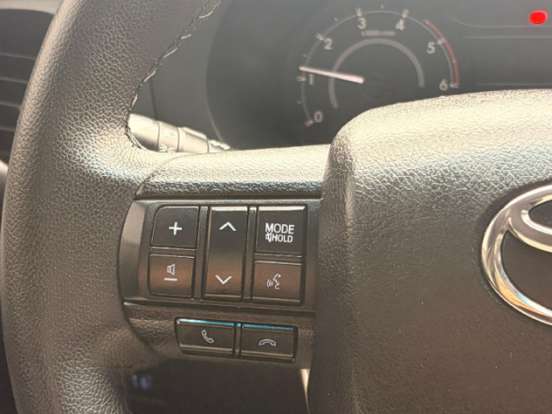 TOYOTA-HILUX-2.8 D-4D TURBO DIESEL CD POWER PACK 4X4 MANUAL TOYOTA-HILUX-2022