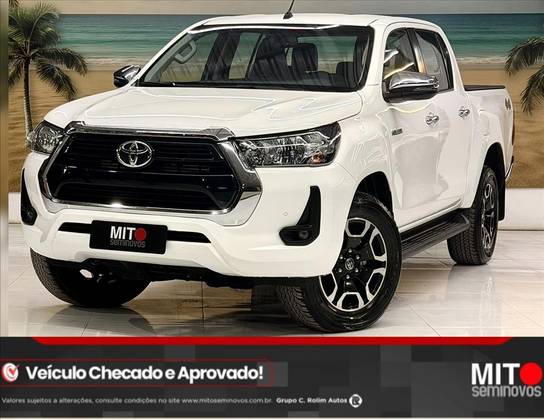 TOYOTA HILUX 2.8 D-4D TURBO DIESEL CD SRV 4X4 AUTOMÁTICO