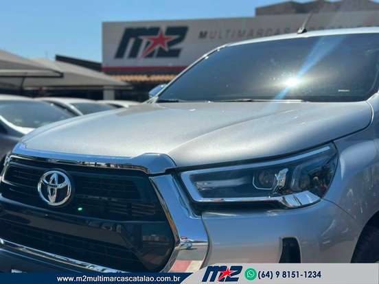 TOYOTA-HILUX-2024