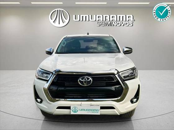 TOYOTA HILUX 2.8 D-4D TURBO DIESEL CD SRV 4X4 AUTOMÁTICO