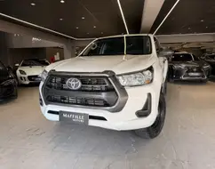 TOYOTA HILUX 2.8 D-4D TURBO DIESEL CHASSI 4X4 MANUAL TOYOTA HILUX 2.8 D-4D TURBO DIESEL CHASSI 4X4 MANUAL