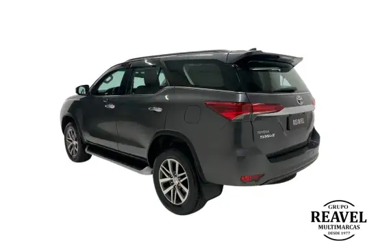 TOYOTA-HILUX SW4-2019