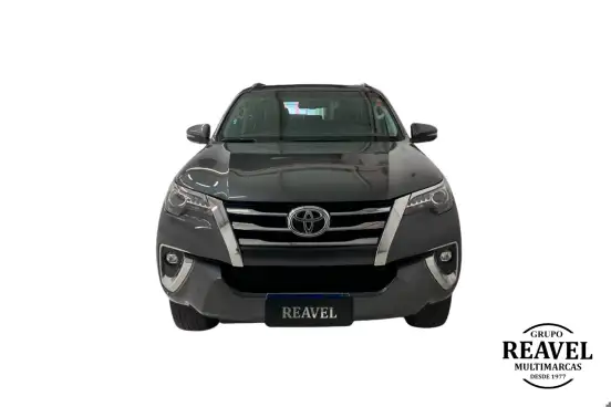 TOYOTA-HILUX SW4-2019