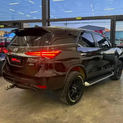 TOYOTA-HILUX SW4-2018