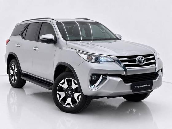 TOYOTA HILUX SW4 2.7 SRV 7 LUGARES 4X2 16V FLEX 4P AUTOMÁTICO