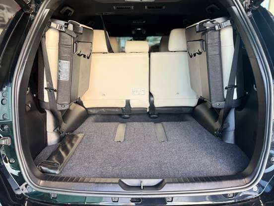 TOYOTA-HILUX SW4-2024