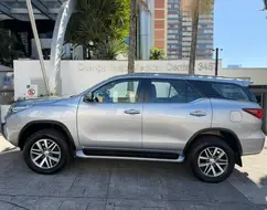 TOYOTA HILUX SW4 2.8 SRX 4X4 16V TURBO INTERCOOLER DIESEL 4P AUTOMÁTICO TOYOTA HILUX SW4 2.8 SRX 4X4 16V TURBO INTERCOOLER DIESEL 4P AUTOMÁTICO