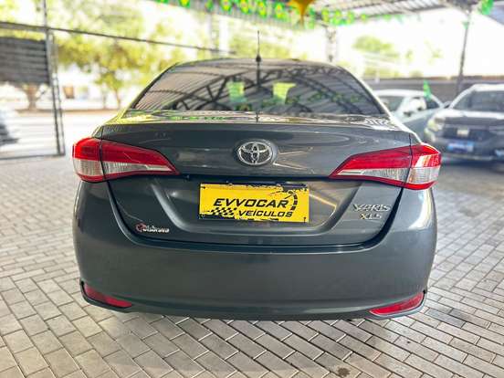 TOYOTA-YARIS-2024