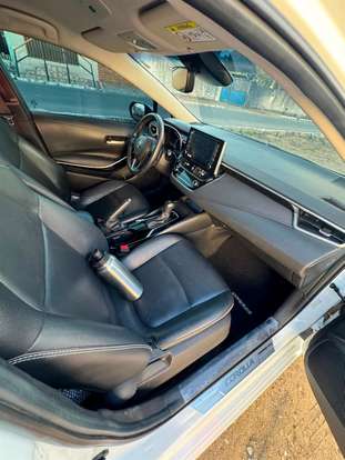 TOYOTA-COROLLA-2022