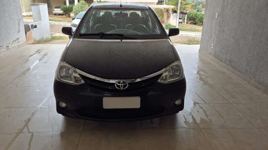 TOYOTA-ETIOS-2013