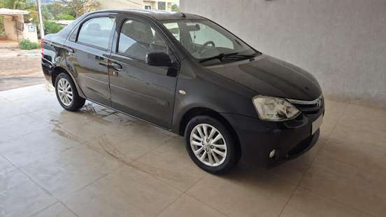 TOYOTA-ETIOS-2013