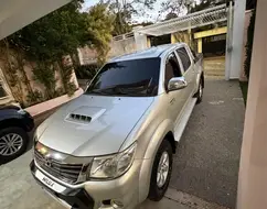 TOYOTA HILUX 3.0 SRV TOP 4X4 CD 16V TURBO INTERCOOLER DIESEL 4P AUTOMÁTICO TOYOTA HILUX 3.0 SRV TOP 4X4 CD 16V TURBO INTERCOOLER DIESEL 4P AUTOMÁTICO