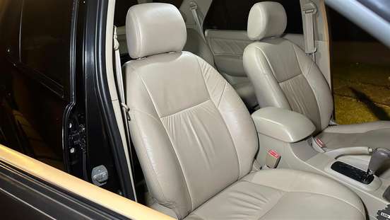 TOYOTA-HILUX SW4-2007