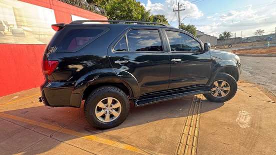 TOYOTA-HILUX SW4-2008
