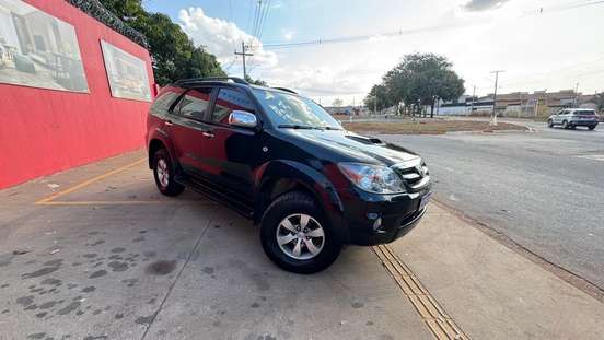 TOYOTA-HILUX SW4-2008