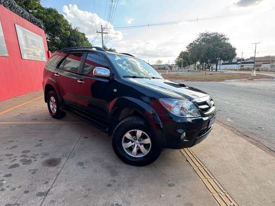 TOYOTA-HILUX SW4-3.0 SRV 4X4 16V TURBO INTERCOOLER DIESEL 4P AUTOMÁTICO TOYOTA-HILUX SW4-2008
