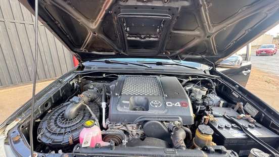 TOYOTA-HILUX SW4-3.0 SRV 4X4 16V TURBO INTERCOOLER DIESEL 4P AUTOMÁTICO TOYOTA-HILUX SW4-2008