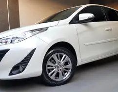 TOYOTA YARIS 1.5 16V FLEX XS CONNECT MULTIDRIVE TOYOTA YARIS 1.5 16V FLEX XS CONNECT MULTIDRIVE