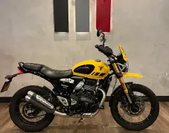 TRIUMPH SCRAMBLER 400 XC TRIUMPH SCRAMBLER 400 XC