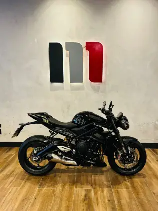 TRIUMPH STREET TRIPLE RS ABS 