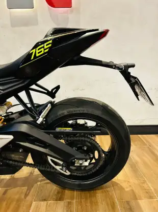 TRIUMPH-STREET TRIPLE RS ABS TRIUMPH-STREET TRIPLE RS ABS-2025